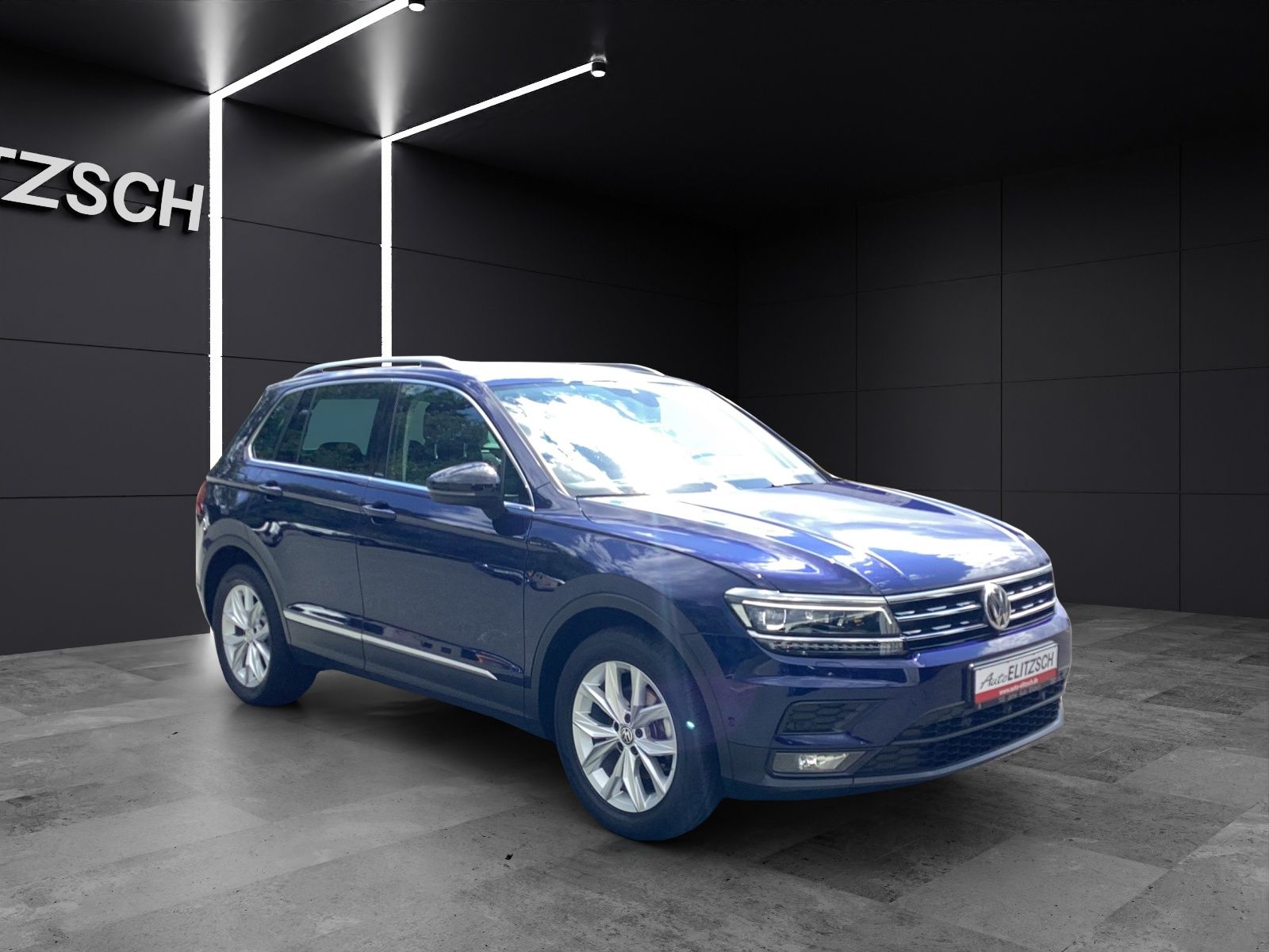 Fahrzeugabbildung Volkswagen Tiguan TDI IQ.DRIVE AHK Kamera ACC