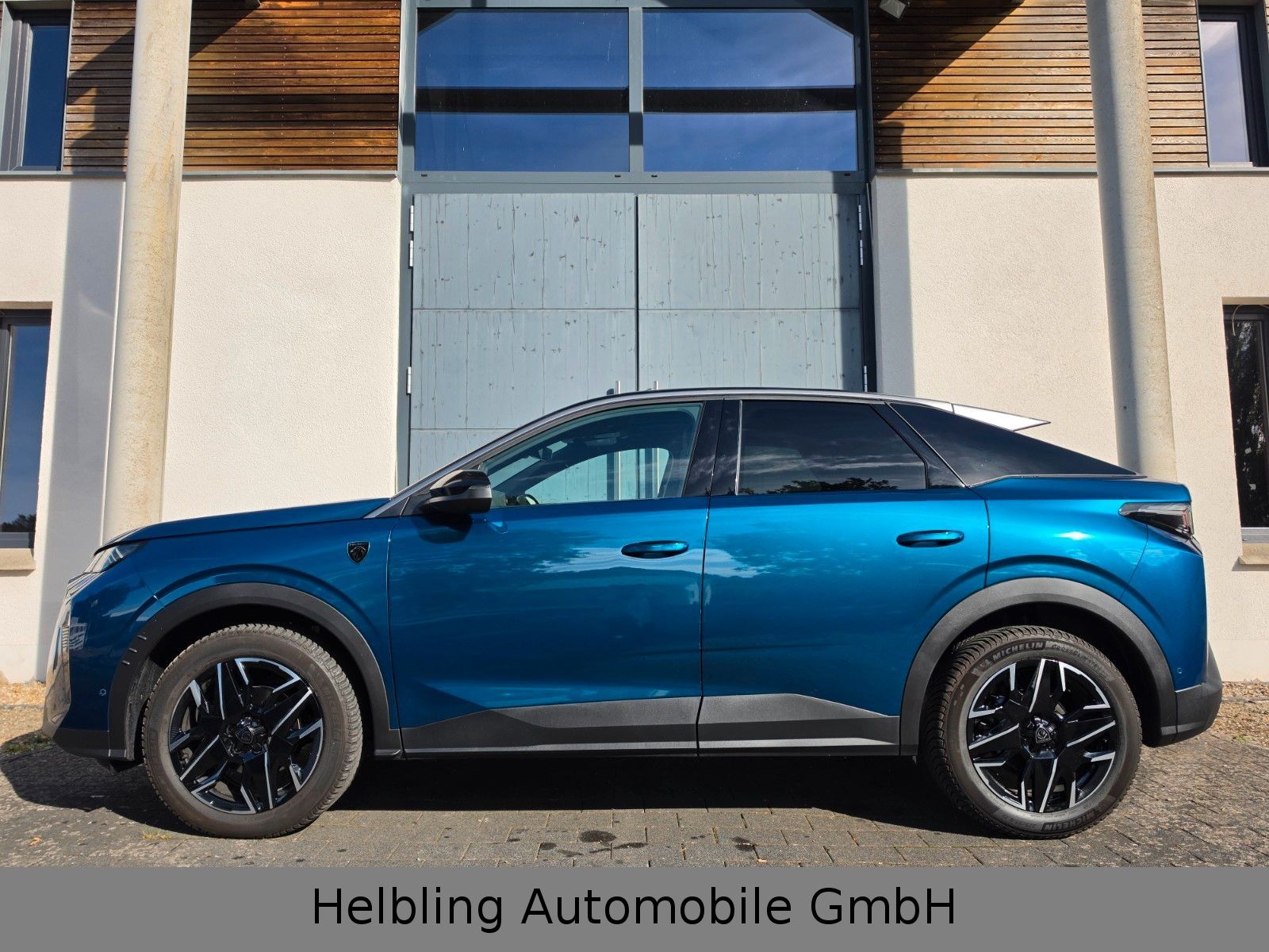 Peugeot 3008 Hybrid 145 GT Exclusive Pano 360° CAM imagem 2