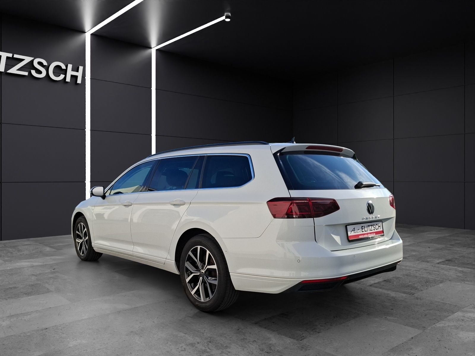 Fahrzeugabbildung Volkswagen Passat Variant TDI Business DSG Matrix Navi AID