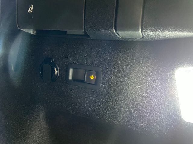 Tayron Life 2.0 TDI DSG STANDHZG AHK NAVI LED