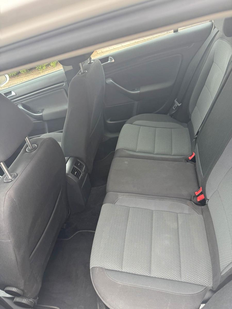 Volkswagen Golf 2011 — photo 10