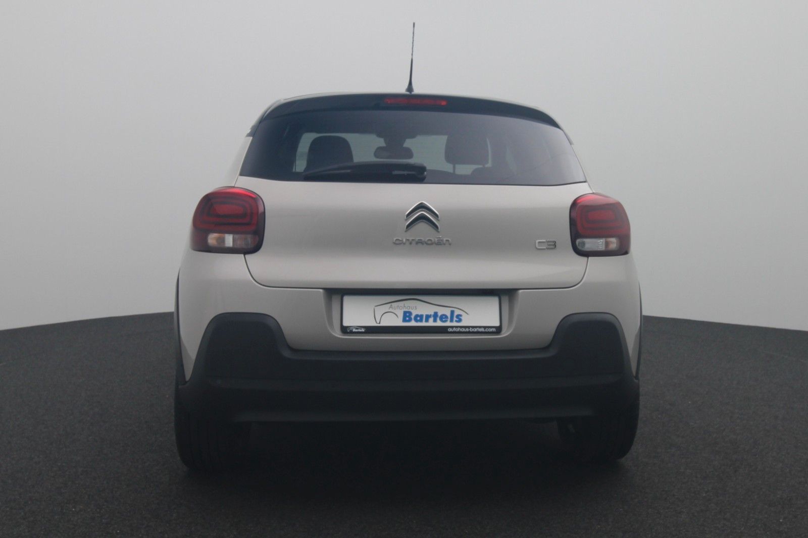 Fahrzeugabbildung Citroën C3 1.2 Shine Pack NAVI LED KAMERA