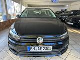 Volkswagen Polo VI  1.0 Trendline 5Türig - VW Polo Gebrauchtwagen in Bonn