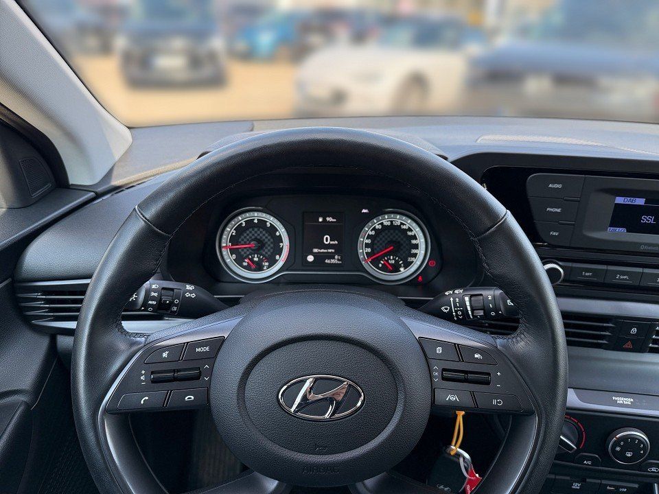 Fahrzeugabbildung Hyundai i20 1.2 SELECT FUNKT-P GARANTIE-4/28 KLIMA+PDC++
