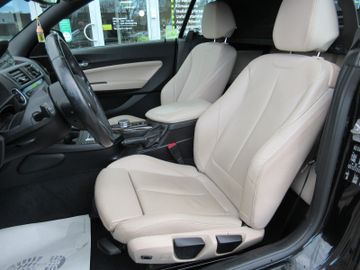 BMW 220 - 11