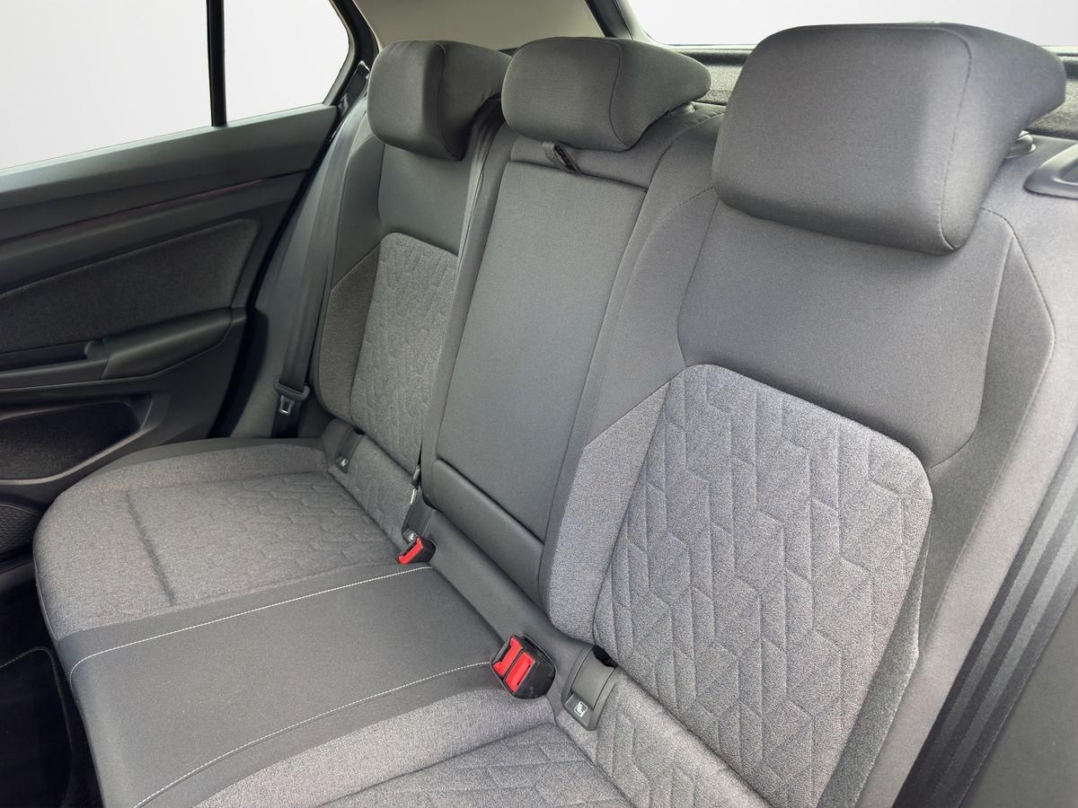 Fahrzeugabbildung Volkswagen Golf Move 1.0 eTSI 81 kW