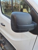 Opel Vivaro - Opel Vivaro aus 2016 mit Diesel-Antrieb: Kleinbus