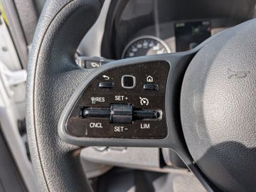 Mercedes Sprinter - 11