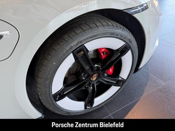 صورة 8 لـ 2025 Porsche TAYCAN
