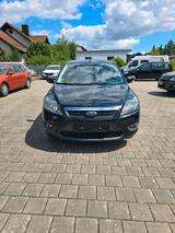 Ford Focus 1.6 Benziner - Ford Focus aus 2009: Coupe
