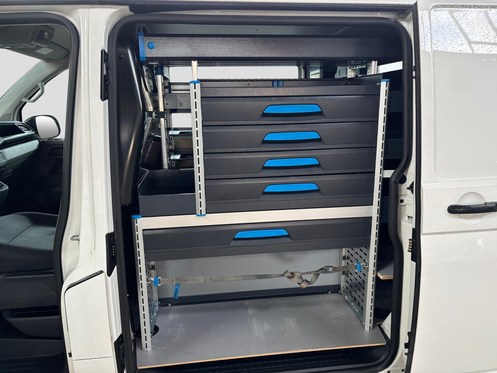 Volkswagen T6.1 Transporter LED ACC Werkstatteinrichtung