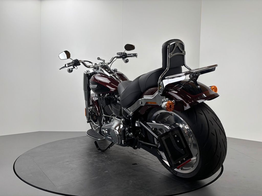 Fahrzeugabbildung Harley-Davidson FAT BOY 114 *SEITL. KENNZEICHEN *1. HAND!