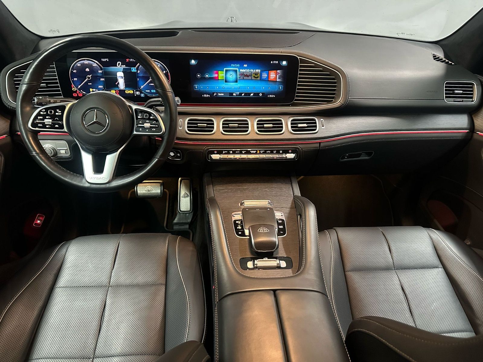 Fahrzeugabbildung Mercedes-Benz GLS 600 Maybach 4MATIC *PANORAMA*MASSAGE*TISCH*