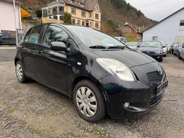 Toyota Yaris 1,3-l-VVT-i Team