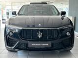 Maserati Levante GranSportSQ4 MATRIX HARMAN AHK PANO SOFT - Maserati Levante aus 2021