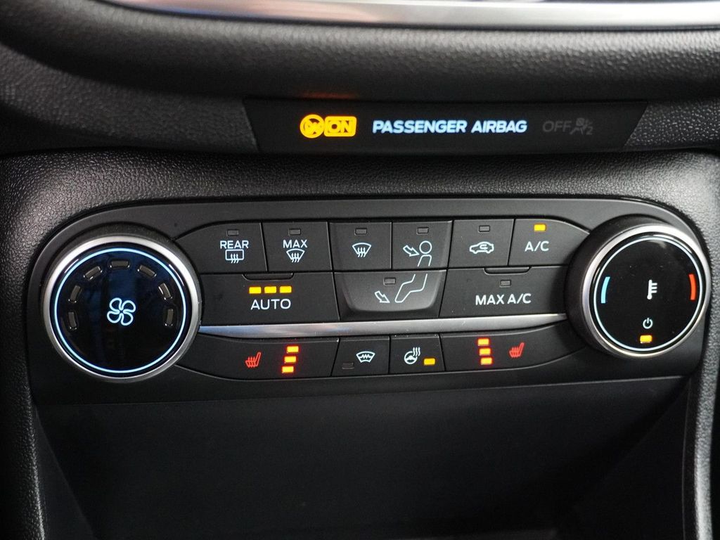 Ford Fiesta 1.0 EcoBoost Hybrid Titanium X