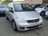 Mercedes-Benz A 150 Classic Automatik / 32.744 km / 1. Besitz - Mercedes-Benz aus 2006: A Class