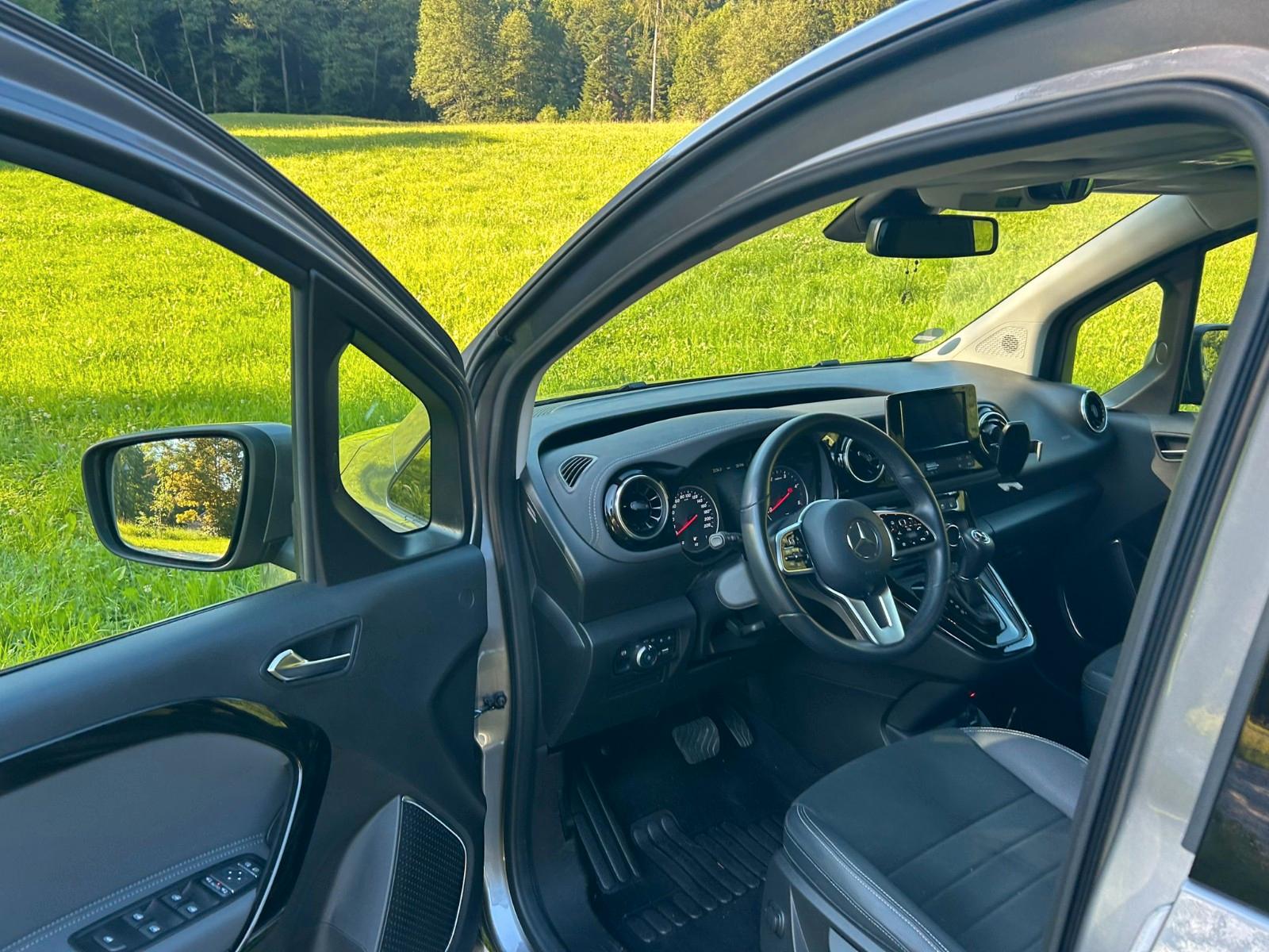 Mercedes-Benz T-Class 180 Progressive d DCT -