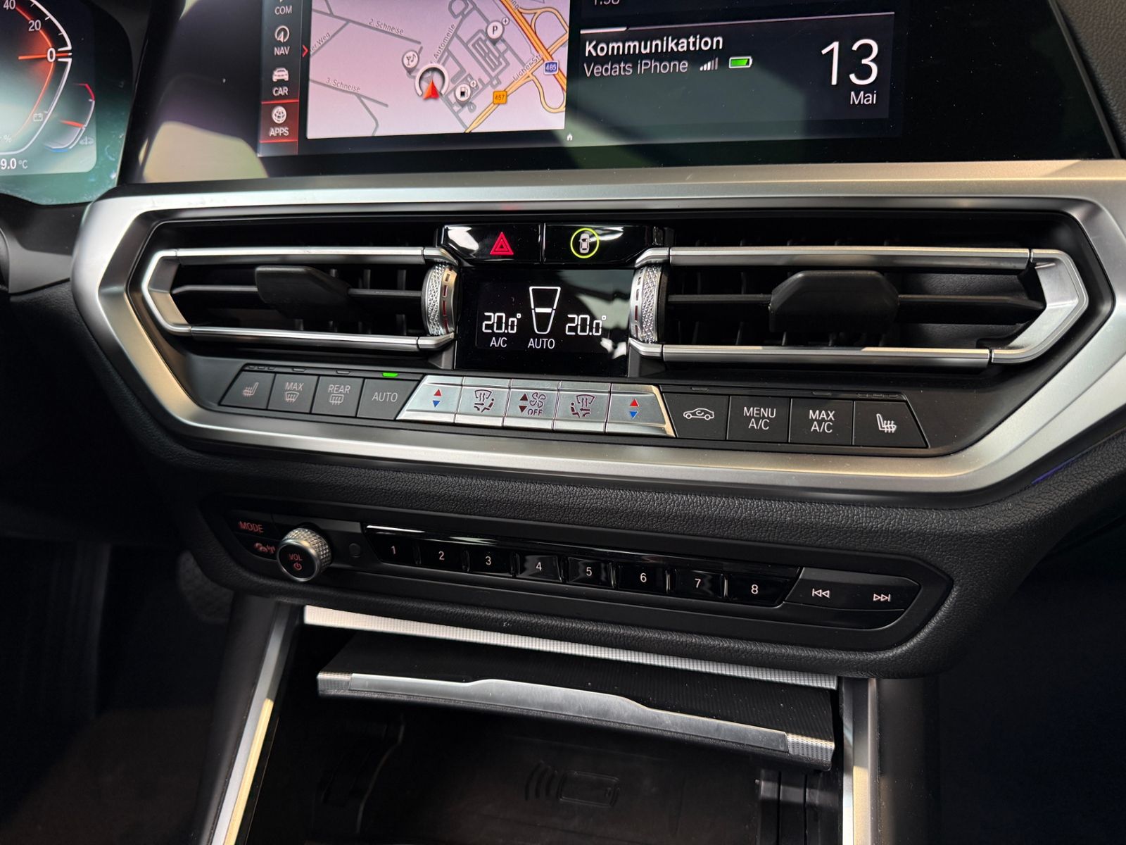 Fahrzeugabbildung BMW 320i  Sport Line GSD ACC HUD LASER 360°