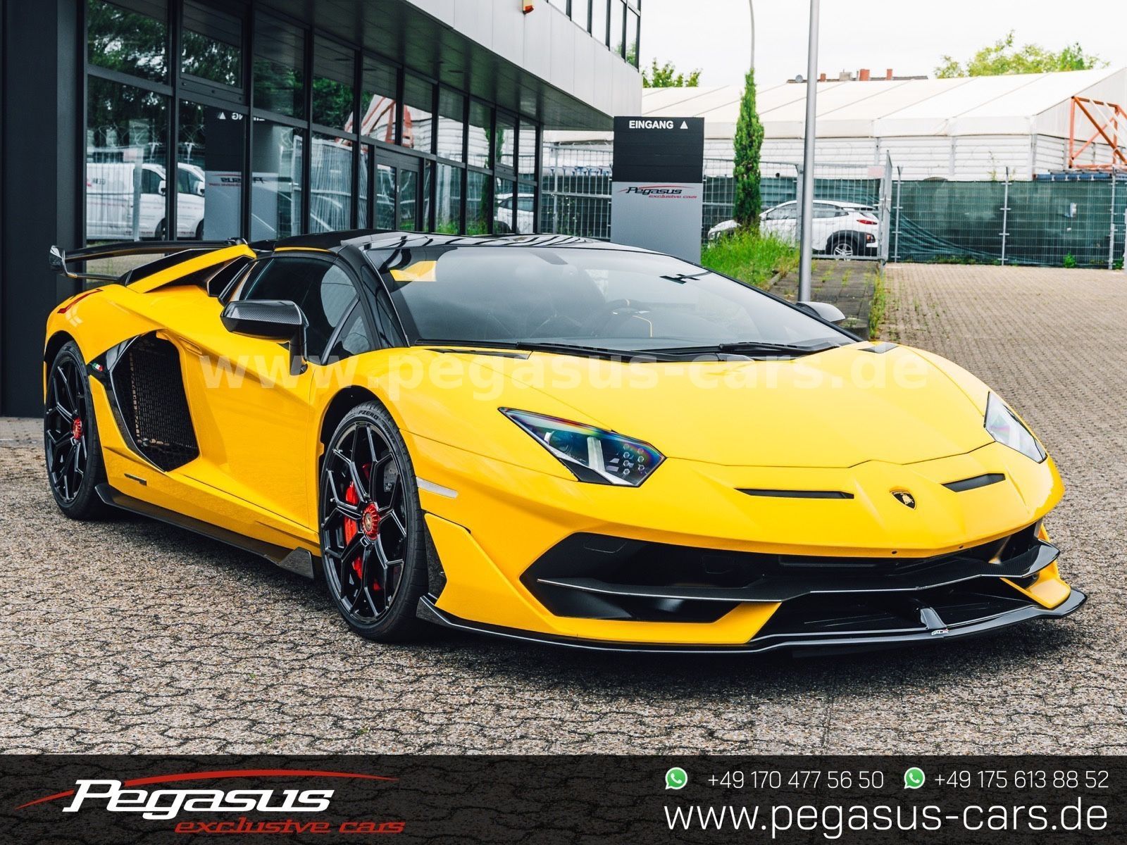 LAMBORGHINI Aventador - 5