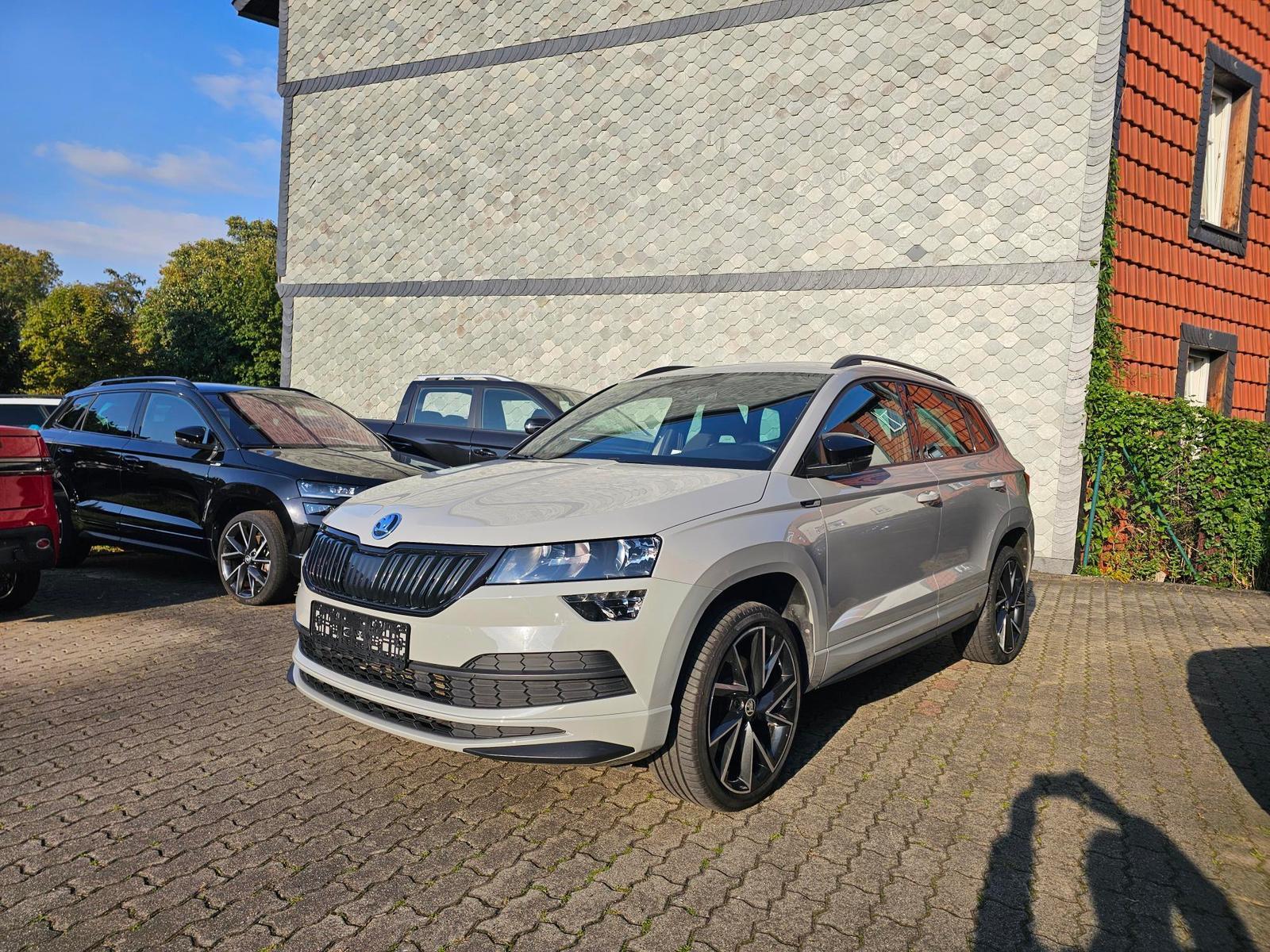 Skoda Karoq 1.5 TSI Sportline+NAVI+AHK+ALU'19+2.HAND+