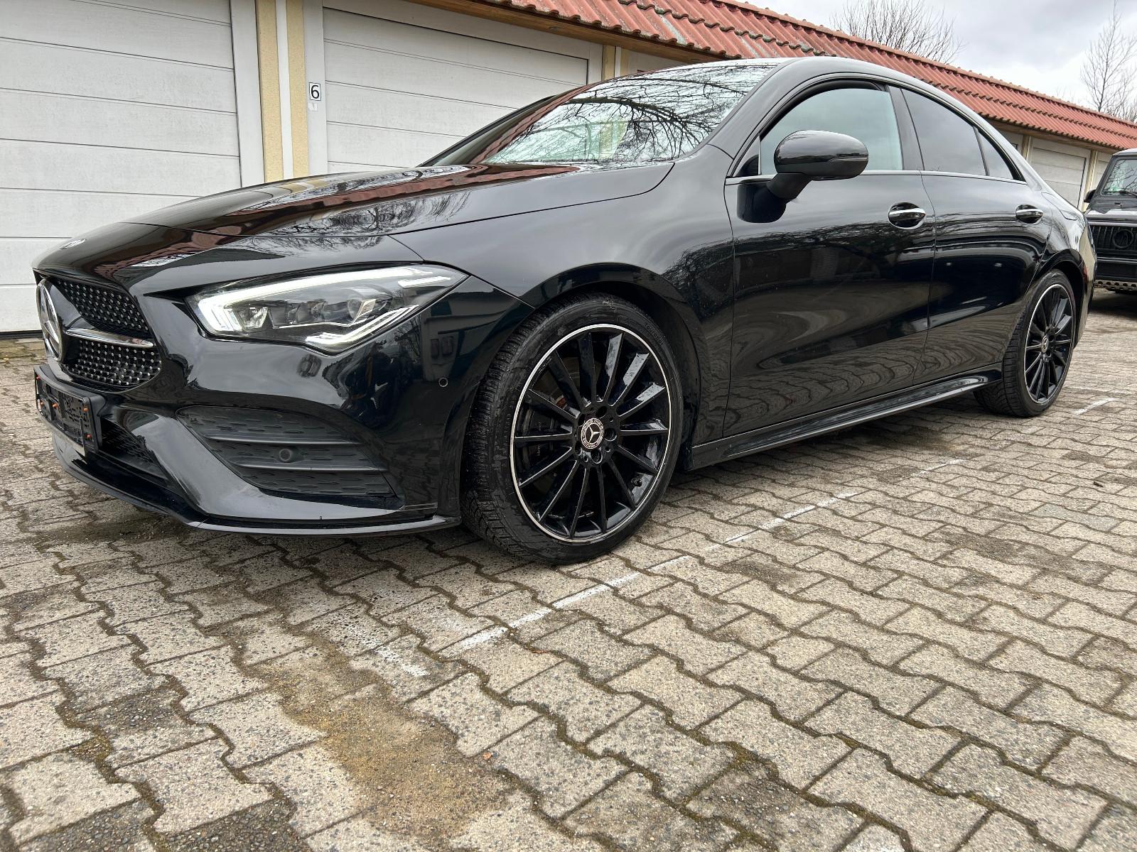 Mercedes-Benz CLA 250  AMG LINE  PANORAMA