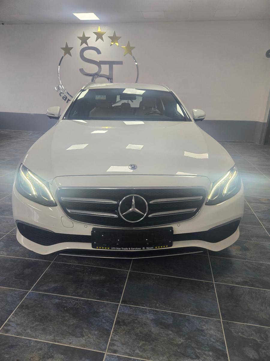 Mercedes-Benz E 220 E T-Modell E 220 d