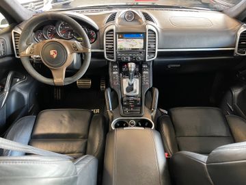 Porsche Cayenne Turbo *PANO*VOLLLEDER*KAMERA*TOTASSIST*