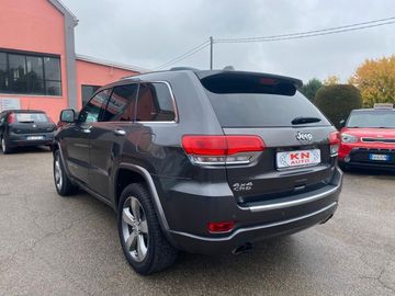 Jeep Grand Cherokee - 3