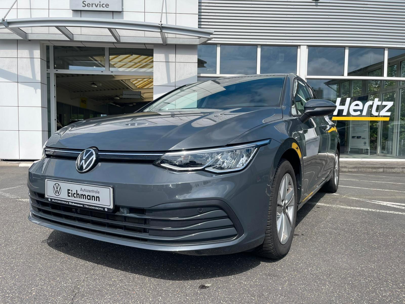 Volkswagen Golf VIII Life 1.5 TSI+LED+NAVI-PRO+ACC+STHZG+CL