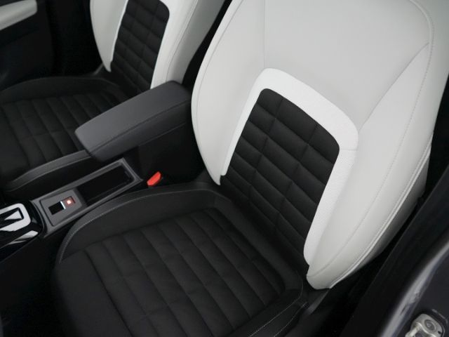 C3 Aircross HYBRID MAX eDCT+NAVI+RÜCKFAHRKAMERA+