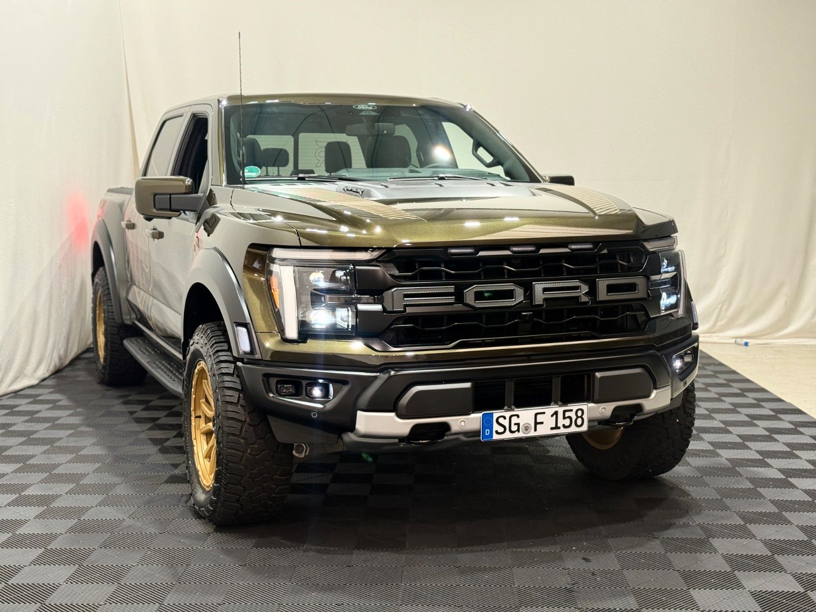 Fahrzeugabbildung Ford F-150 RAPTOR  EcoBoost®  3.5L V6 *MY26*