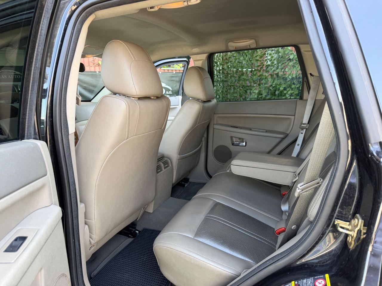 Jeep Grand Cherokee 2005 — photo 9