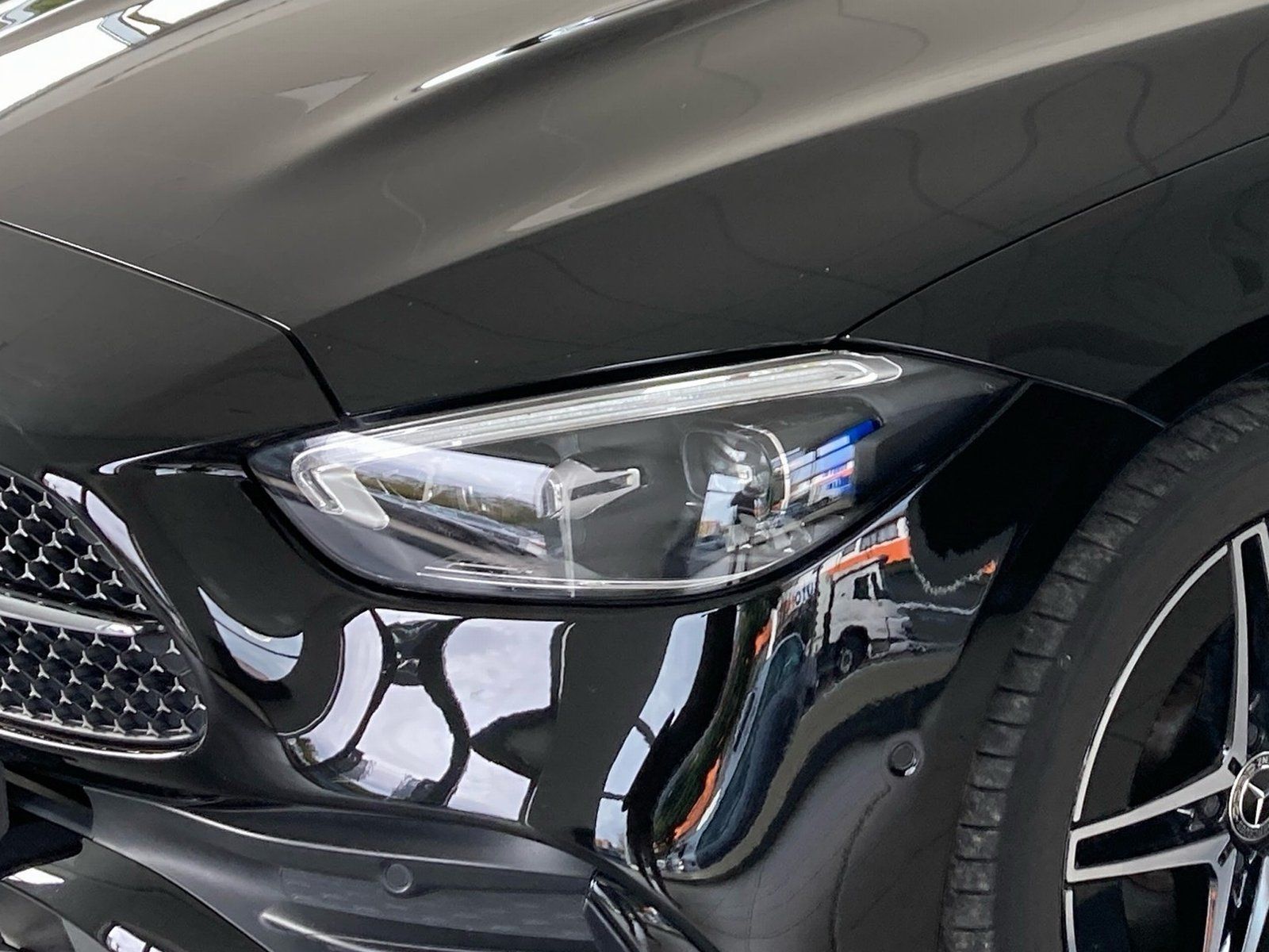 Fahrzeugabbildung Mercedes-Benz C 300 e T AMG*Totwinkel*Keyless*Night*DigitalLig
