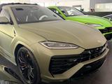 Lamborghini URUS SE B&O 3D CARBON PANO CARBON MATT 04-2026 - Lamborghini Urus Gebrauchtwagen in München