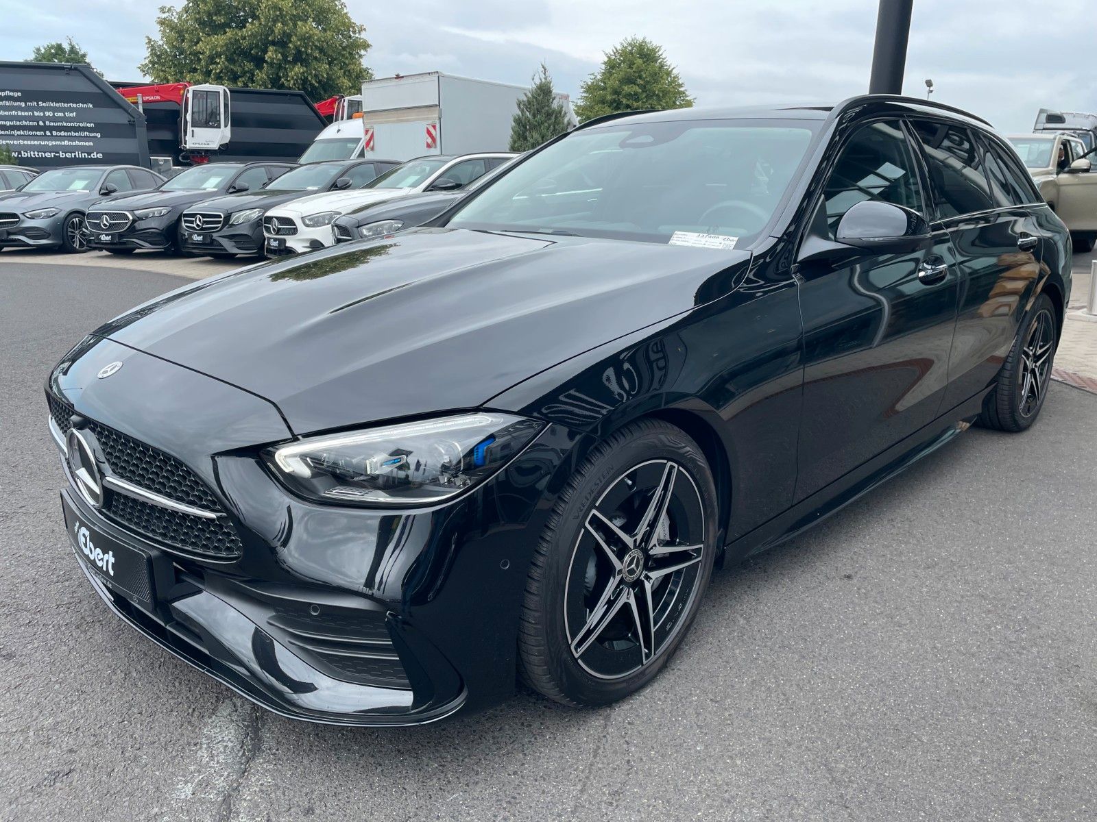 Fahrzeugabbildung Mercedes-Benz C 200 d T AMG+Night+360°+Digital+Memory+Keyless