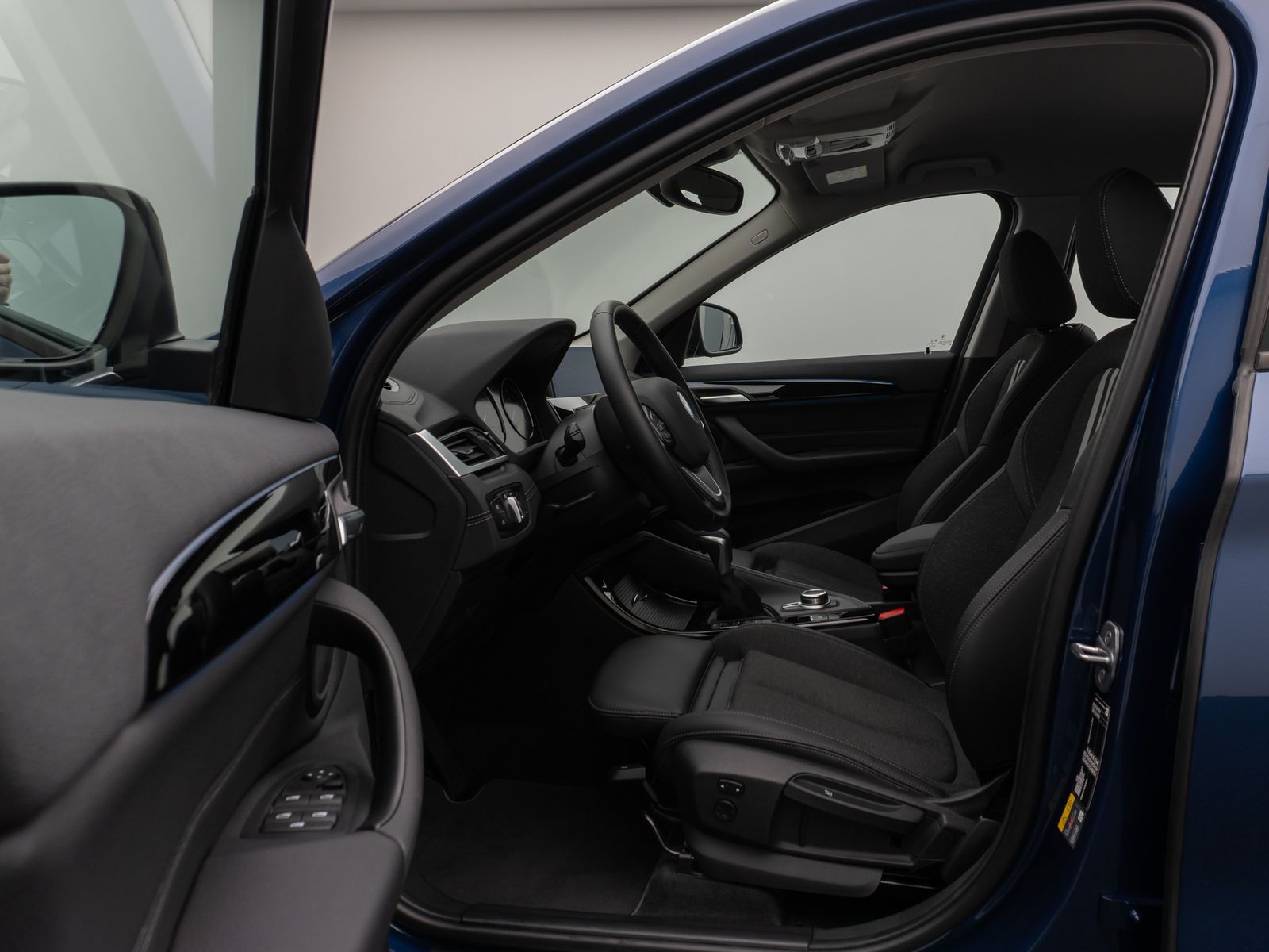 Fahrzeugabbildung BMW X1 xD25e Sport Line Kamera DAB Geschwindigkeitsr