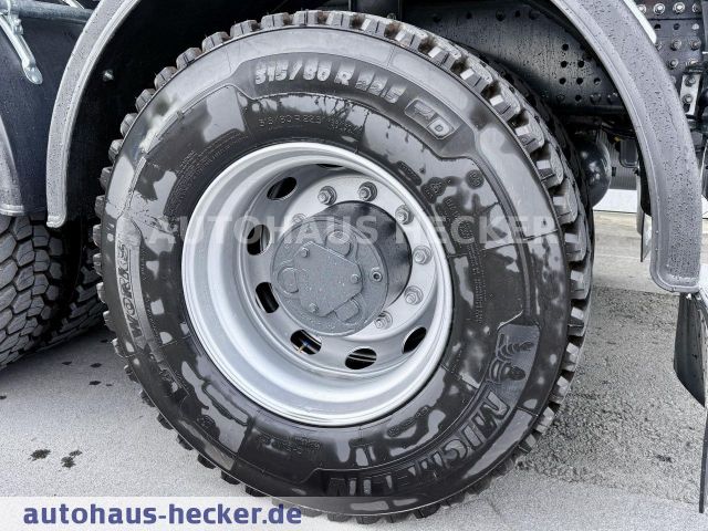 Iveco X-Way AD300X50Z HR OFF