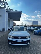 Volkswagen VOLKSWAGEN Tiguan 1.6 TDI SCR Sport BlueMotion T - Volkswagen Tiguan mit Diesel-Antrieb: Limousine