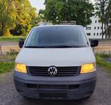Volkswagen T5 Transporter 2.5 Motor Diesel - VW T5 Transporter in Chemnitz