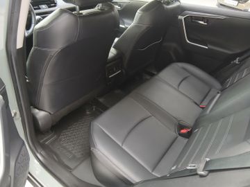 Toyota RAV 4 - 8