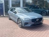 Volvo V60 T8 AWD Recharge Ultimate Dark Auto - Volvo V60: Ultimate Dark