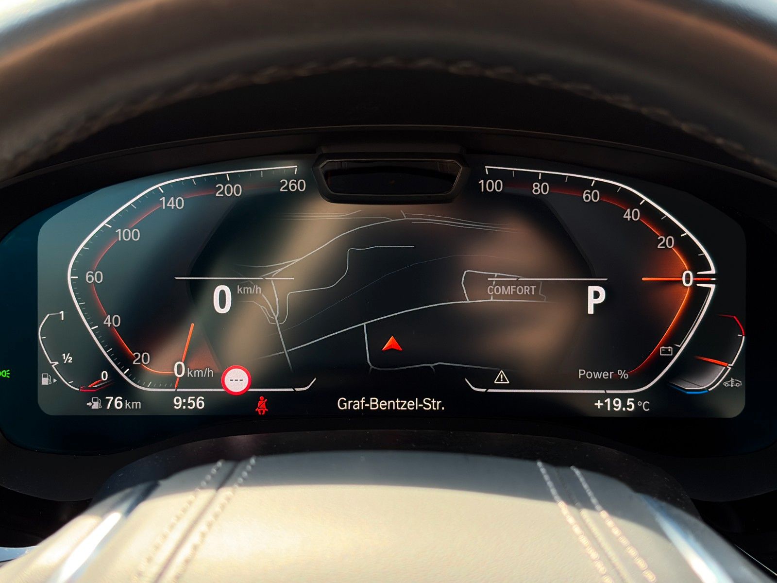 Fahrzeugabbildung BMW 540i Aut. Leder HuD Adap. LED CAM ACC H&K AHK