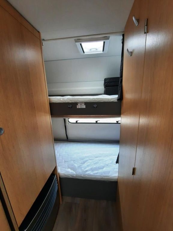 Fahrzeugabbildung LMC Tandero 500 K Sparen Sie 7.165,- €