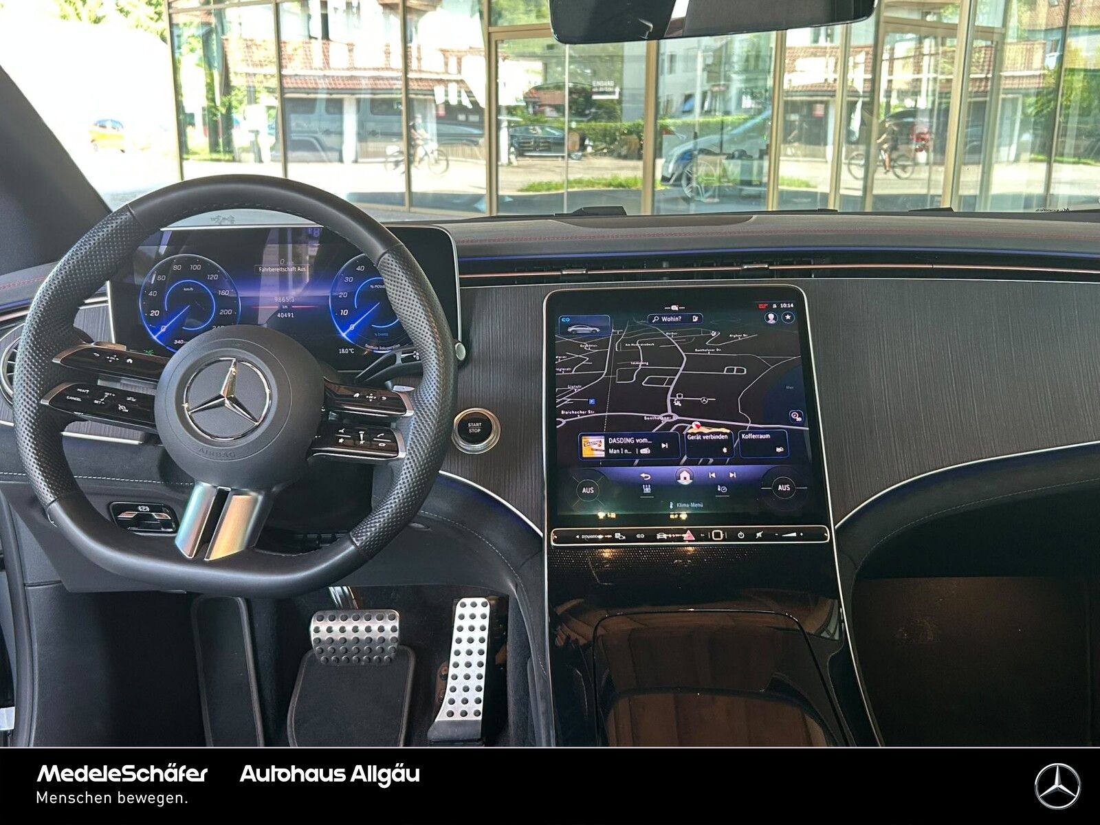 Mercedes-Benz EQE 300 AMG Night 21" D-Light AIRMATIC PanoSD foto 22