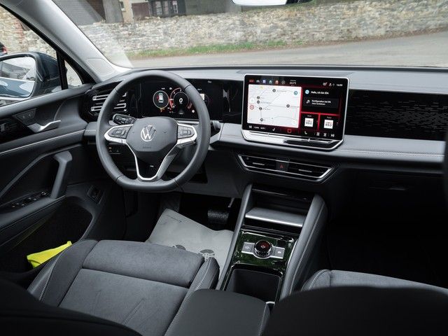 Tiguan Elegance TDI DSG Navi AHK 8-fach