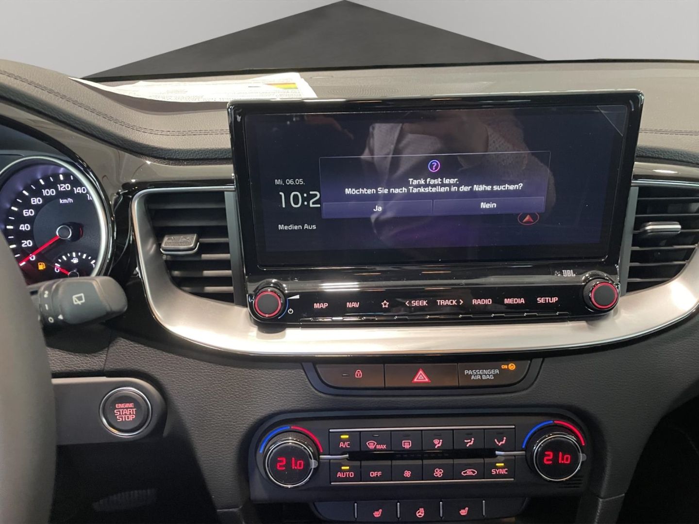 Fahrzeugabbildung Kia Ceed Ultimate SpurhalteASS Kamera PDC Tempomat