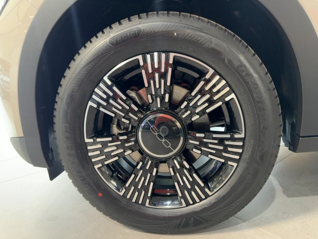 Fahrzeugabbildung Fiat 600 Hybrid Business Edition LMF ALWETTER, PDC, N