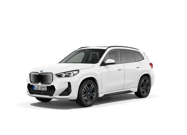 BMW iX1 xDrive30 M Sportpaket ACC DA+ PA+ 360° HUD