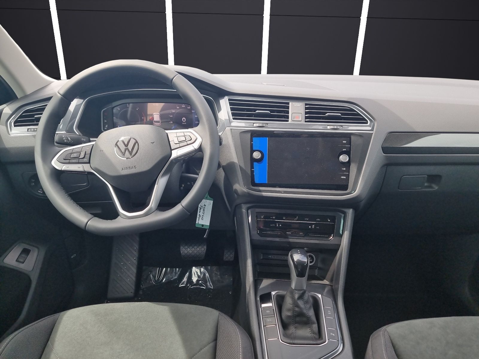 Fahrzeugabbildung Volkswagen Tiguan TDI Elegance DSG